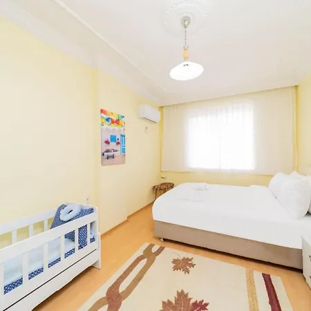 Fully Furnished Spacious Big Flat In Kepez 아파트